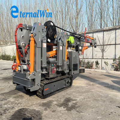 8トンの持ち上げ能力 スパイダークローラークレーン 最大作業半径8.6m,ジブ長9.6m